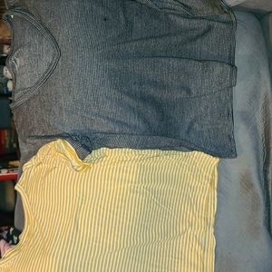 2 American eagle tshirts